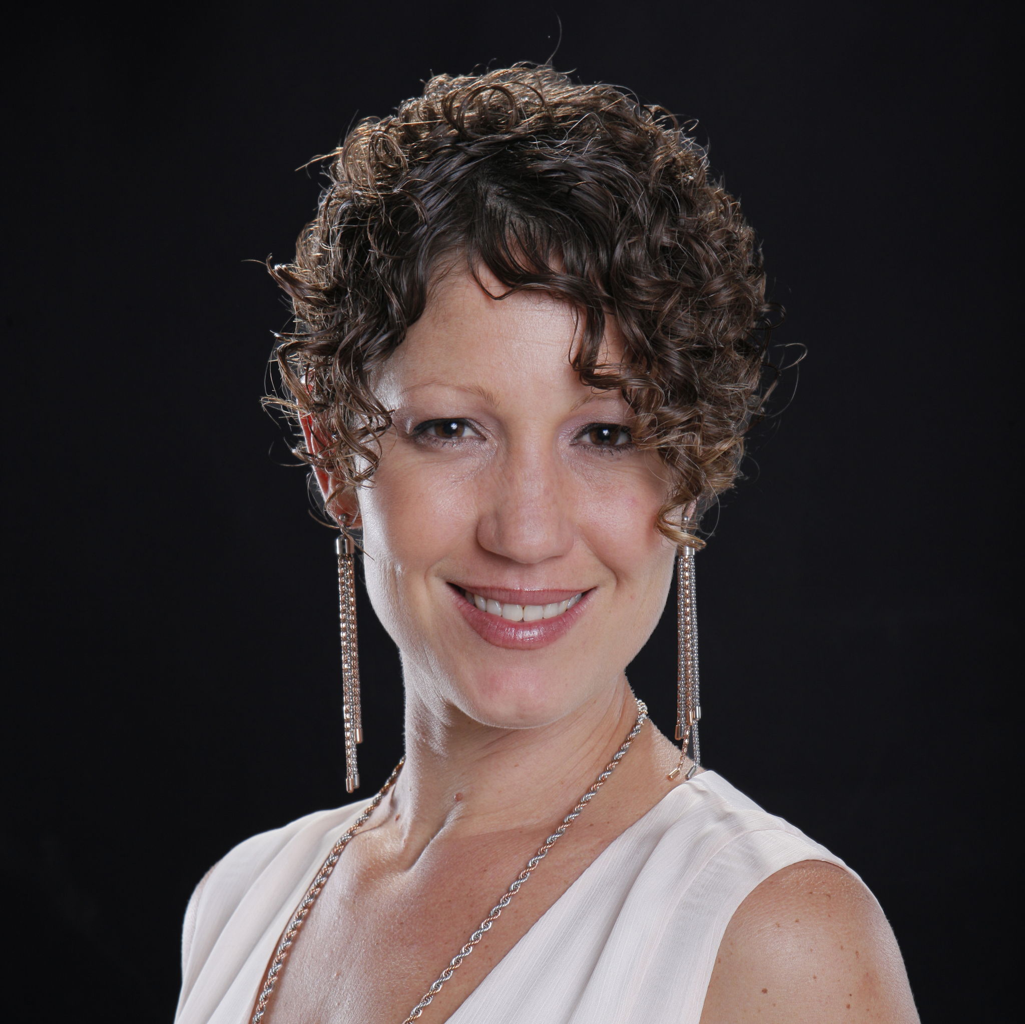photo of agent, Nicole McCauley
