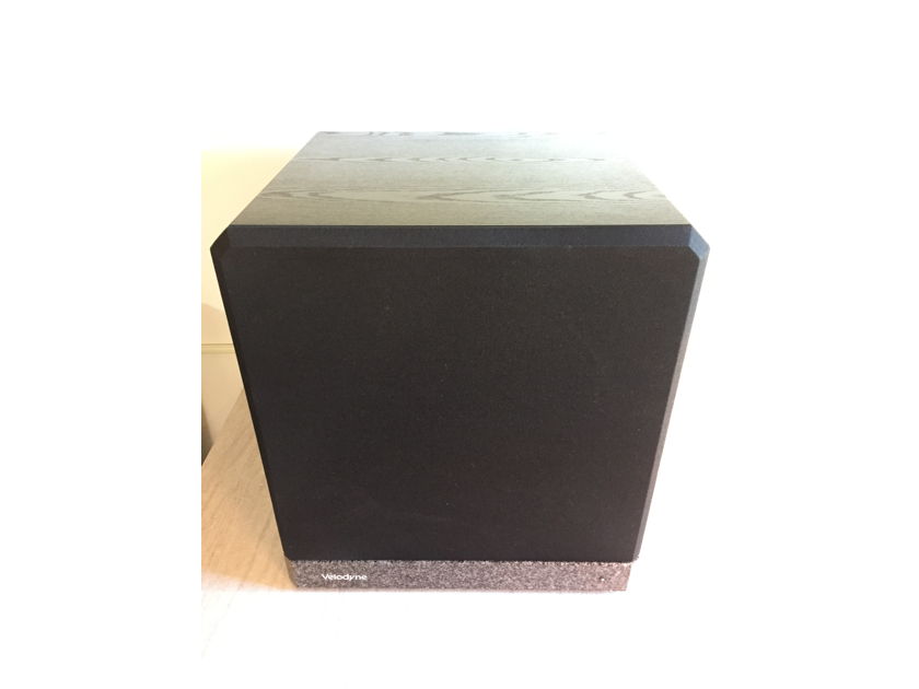 Velodyne FSR-15 Black Oak