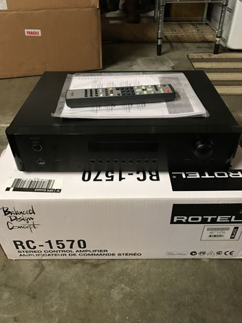 Rotel RC-1570 Preamp  Black