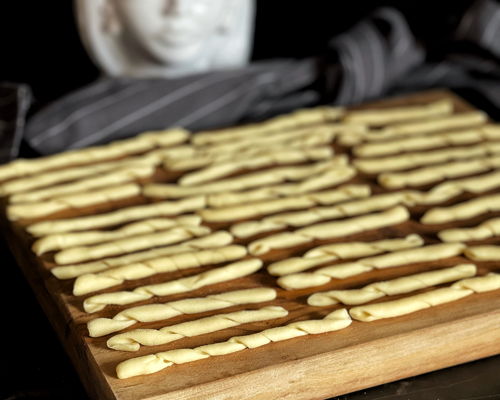 Corsi di cucina Roma: Pasta fatta in casa con degustazione: maccheroni e ravioli