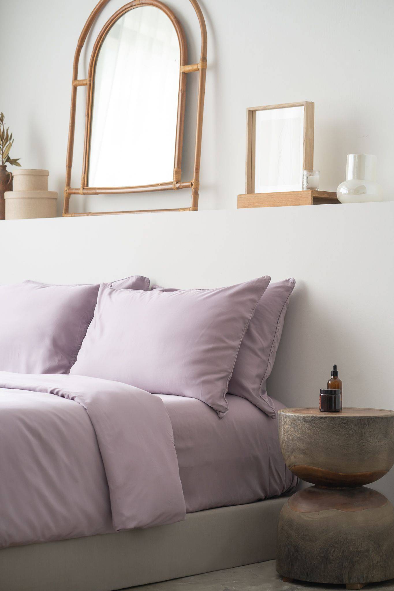 Weavve's Tencel Lyocell purple bed sheets with pillowcase