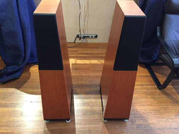 Vandersteen Quatro Wood Speakers