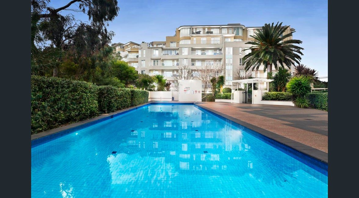 FOR LEASE Impeccably Presented and Beautifully Spaced Bayside Residence with Oversized Terrace- Port Melbourne - Image 13