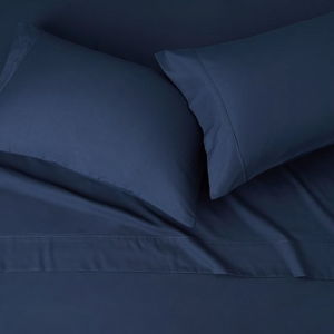 Amazon Basics Lightweight Super Soft Easy Care Microfiber 4 Piece Bed Sheet Set with 14-Inch Deep Pockets, Queen, Navy Blue, Solid