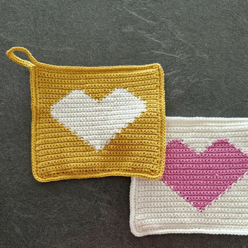 Potholder with heart