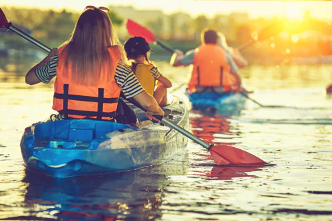 Unique Canoe tour in the center of Prague (With Beer tasting)