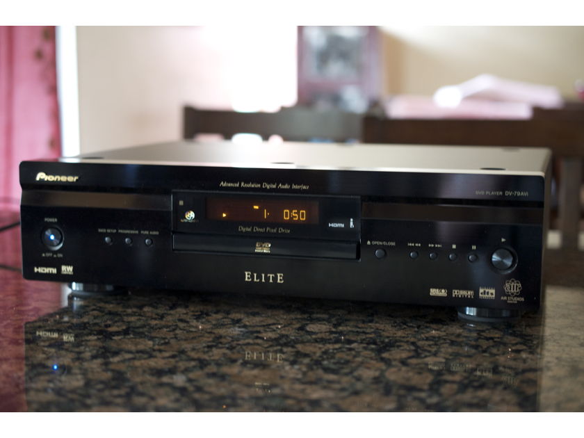 Pioneer Elite DVD Player DV-79 AVi Like-New Condition
