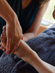 11 Reasons to Heal with Reflexology