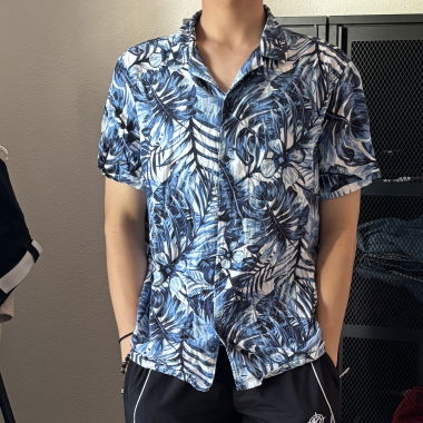 Hawaiian shirt blue with flower pattern