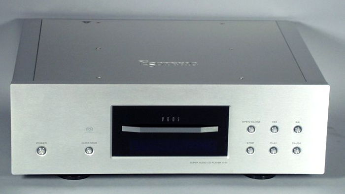 Esoteric X-01 Multichannel CD/SACD Player