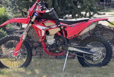2022 BETA 500RRS motorcycle for rent near Bend, OR