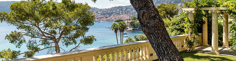  Cannes
- Villa à Saint Jean Cap Ferrat avec vue sur la baie de Villefranche sur Mer, mise en vente par Engel & Völkers