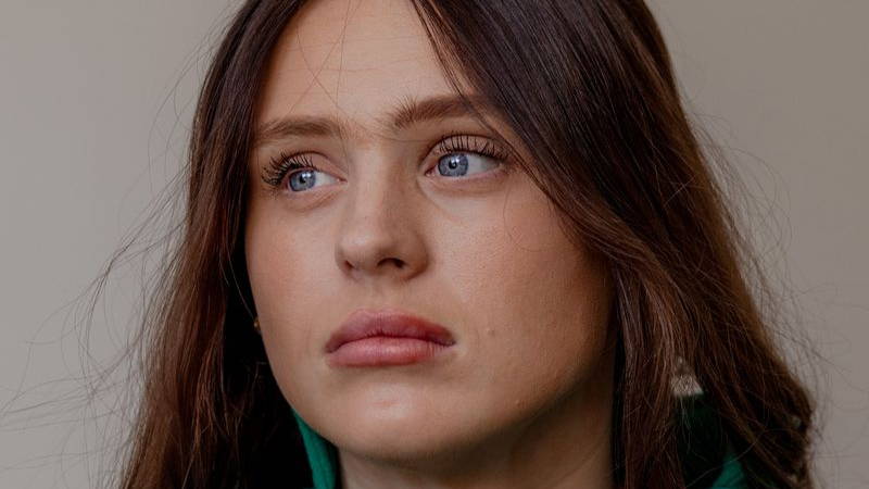 Portrait of a young woman.