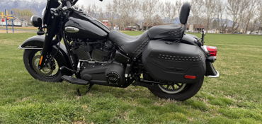 2023 HARLEY-DAVIDSON HERITAGE CLASSIC motorcycle for rent near PLAIN CITY, UT