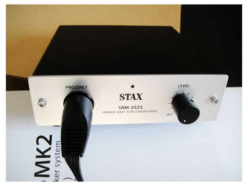 Stax SRS-005SMKII Electrostatic EARSPEAKER SYSTEM in mint condition