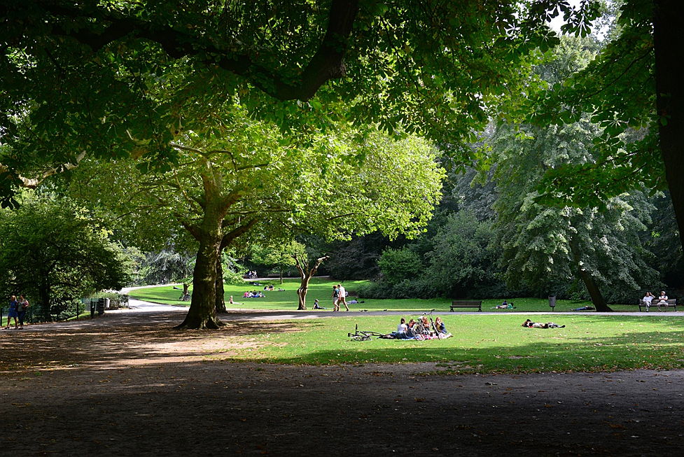  Uccle
- Parc d'Anvers, Belgique