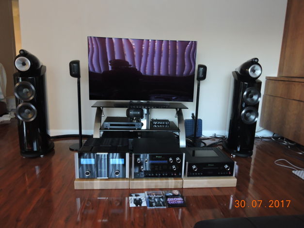 B&W 803 D3 B&W Bowers and Wilkins 803 D3 speakers in pi...