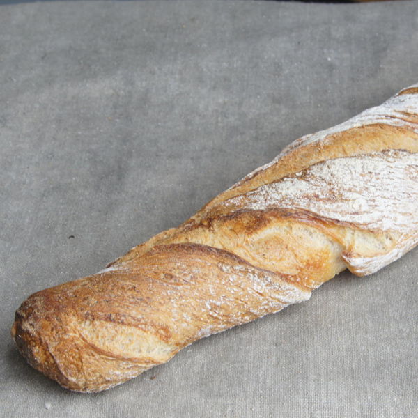 baguette-mi-blanche-torsadee