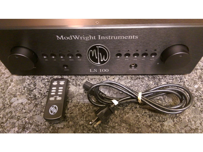 ModWright  LLC LS-100 w/Phono Stage