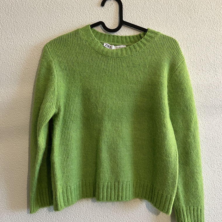 Zara Pullover midlenght, Green 💚✨