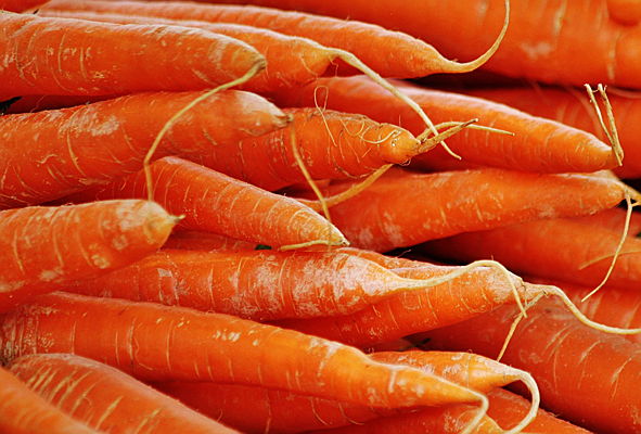  Islas Baleares
- carrots-close-up-food-54082.jpg