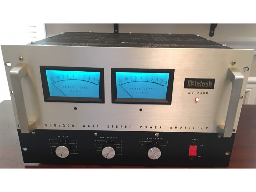 McIntosh MC23300 Stereo Power Amplifier 300 Watts Per Channel