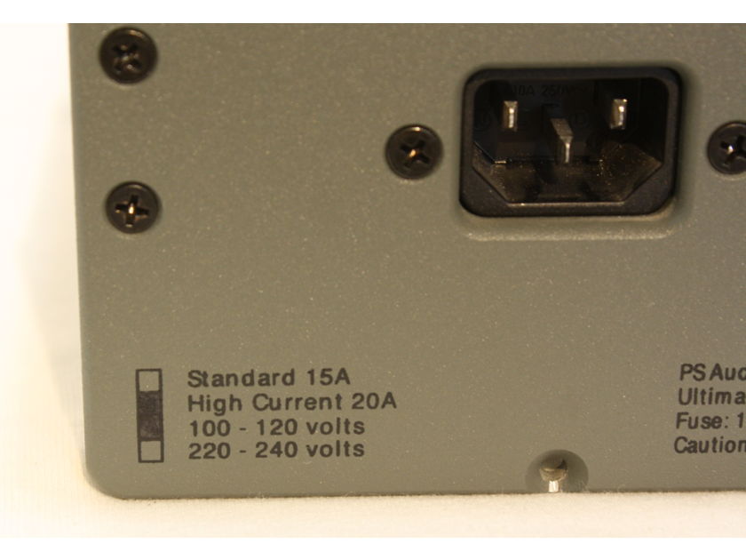 PS Audio Ultimate Outlet. High Current, 20A, 100-120V.