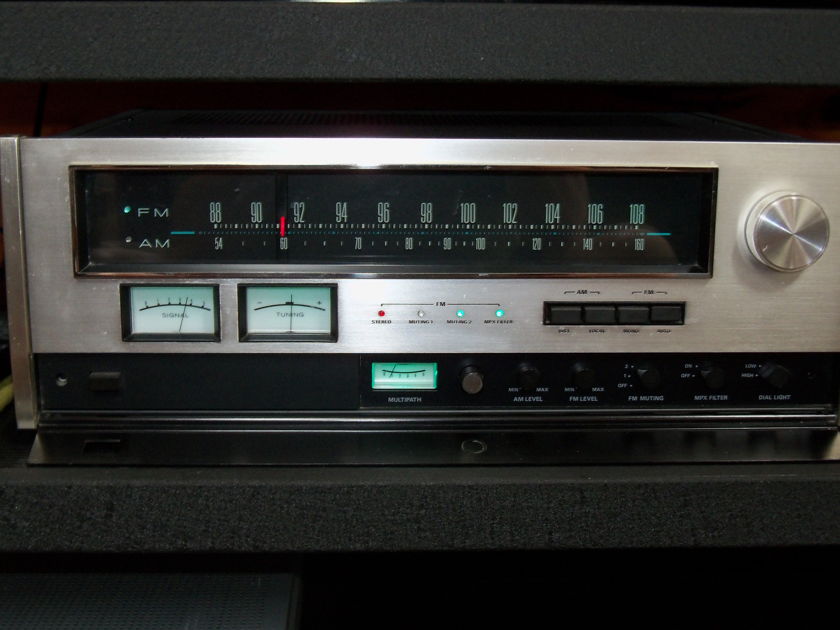 ACCUPHASE T-100 STEREO TUNER MODIFIED