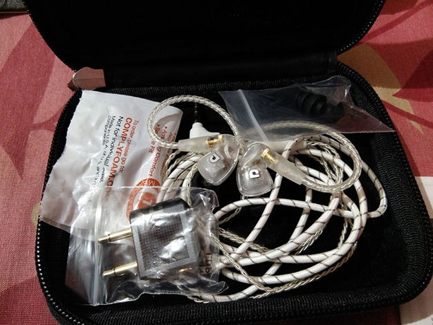 Audiofly AF180 IEMs -Clear