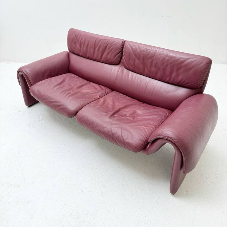 De Sede Sofa Modell 'DS-2011' , Farbe Bordeaux
