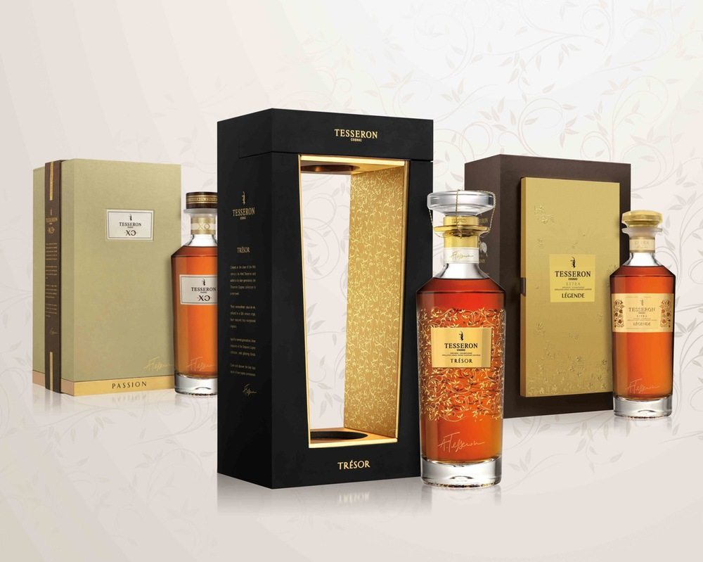 Package signature. Тессерон Хо. Коньяк Tesseron. Lheraud Cognac деревянная упаковка. Коллекция Cognac.