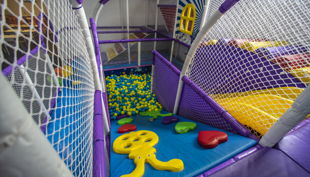 trampolin jump arena spielplatz