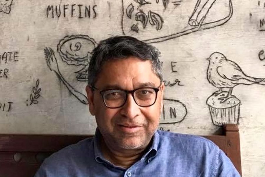 Fidelity Investments is suddenly fending off a fresh wave of AI suitors