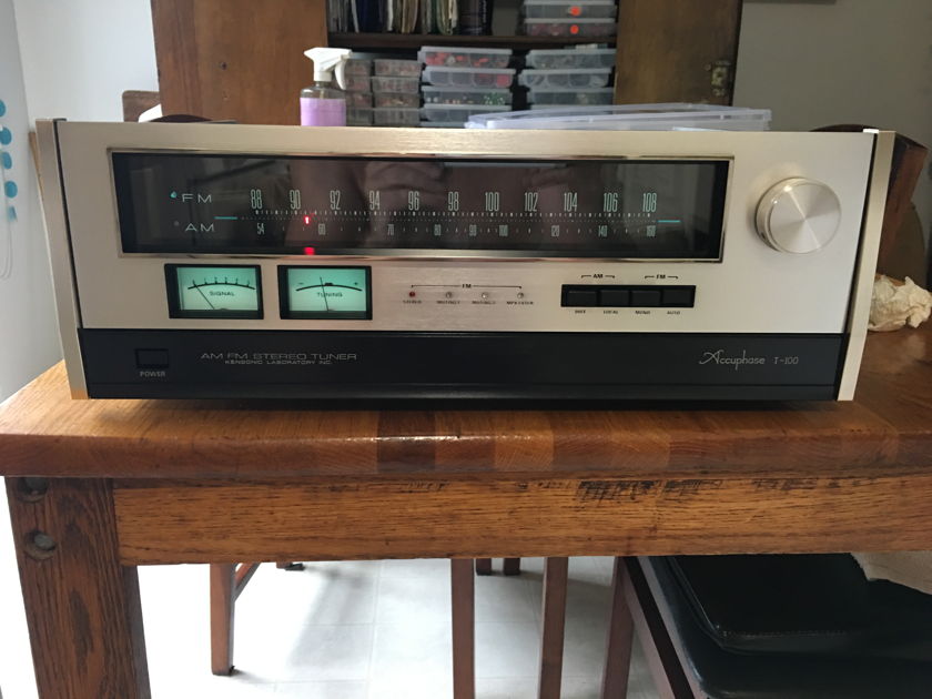 Accuphase T-100 SUPER TUNER (NEAR MINT) PRICE REDUCED!