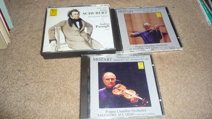 Fone CD's - 2 Mozart, 1 Schubert double CD Fone CD's. M...