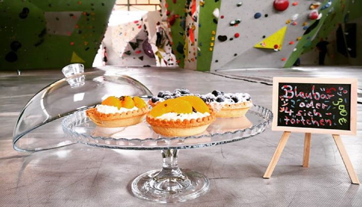 boulder base bremen torten und kletterhalle