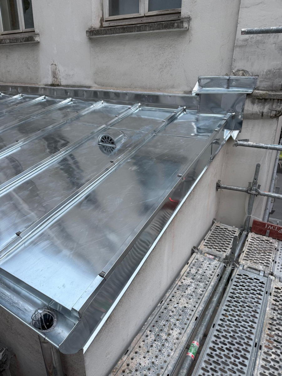 Fin de chantier : ici, le zinc se joue dans les détails. — photo 3