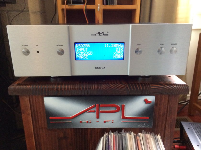 APL HiFi DSD-M Master Reference Pure DSD DAC W / DTR-M Master Transport