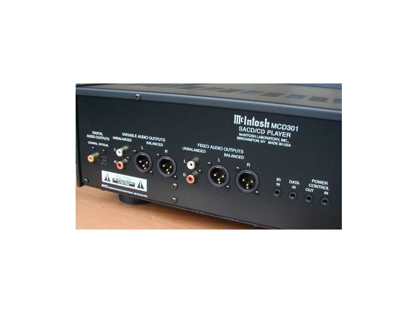 McIntosh MCD-301 SACD/CD Player