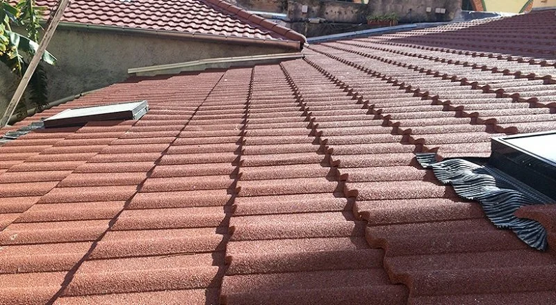 Rénovation d’une toiture en tuiles métalliques à Menton — photo 26 sur 27 — CEG TOITURE