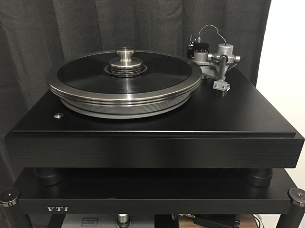 VPI Industries Classic 2 SE  with Outer Ring Clamp and ...