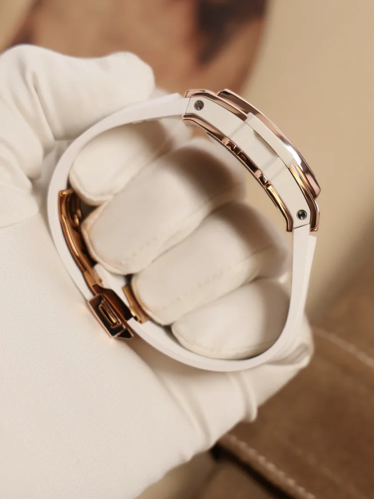 King Gold White Diamonds, image 3