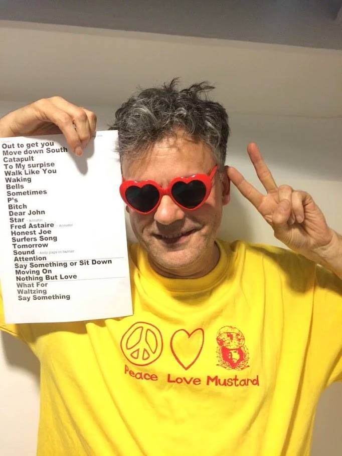 Love Glasses Revolution