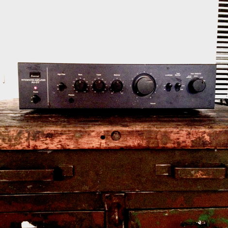 Sansui AU-217  Integrated Amplifier Made in Japan