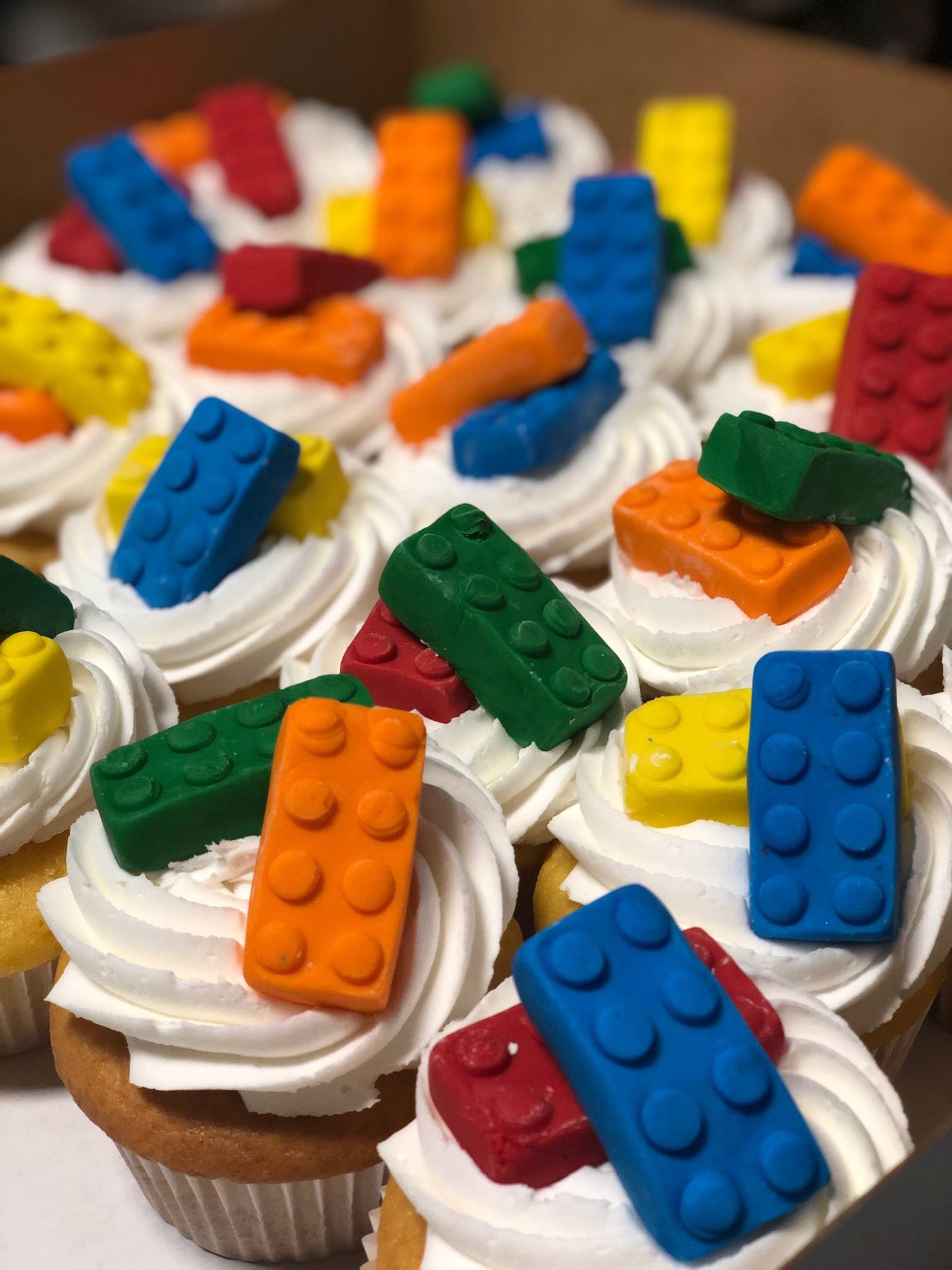 lego cupcakes