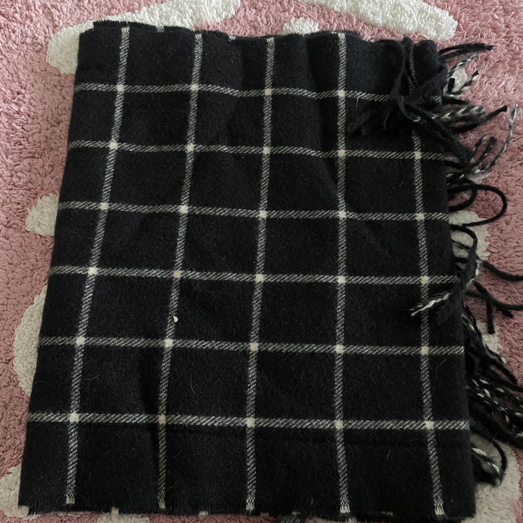light checked scarf