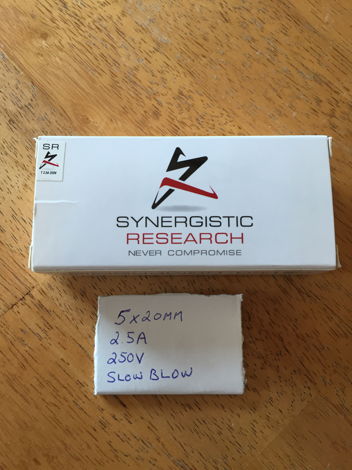 Synergistic Research Red Quantum Fuse 5x20mm 2.5A 250v ...