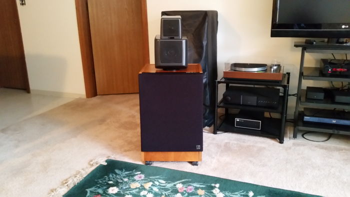 KEF 105.2 Reference