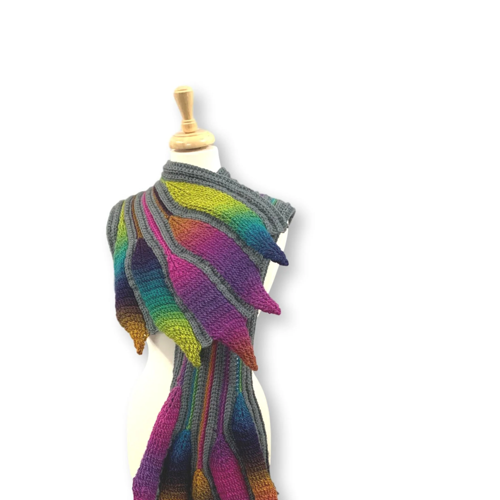 Embossed Phoenix Scarf Pattern PDF