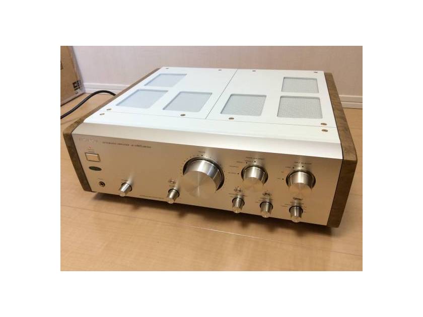SANSUI  AU-a907LIMITED INTEGRATED AMPLIFIER BEAUTIFUL PIECE MADE IN 2000